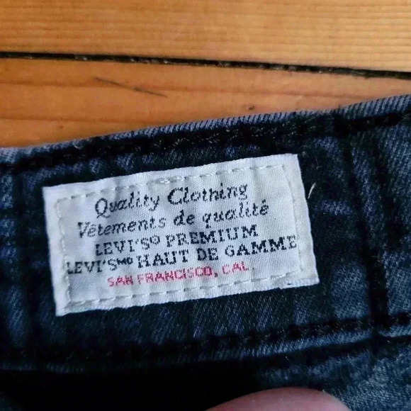 Levi's - Picture 5 of 6